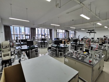 北方民族大学：工业机器人实验室建设